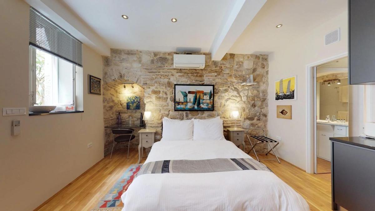 Diocletian Studio Apartments สปลิท ภายนอก รูปภาพ